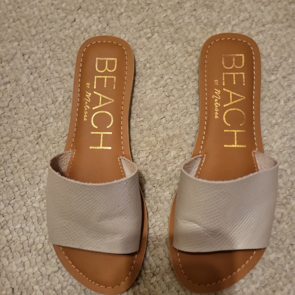 Women's Cream Sandals
